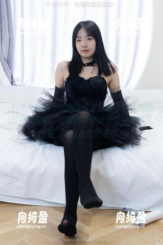 BoBoSocks袜啵啵-小甜豆 BoBoSocks袜啵啵 - 这一波小甜豆的白丝写真更新,透明脚尖设计果然让人难以忽视,真有点喧宾夺主。