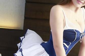 GIRLT果团网 – 莫雅琪的JK图库:这就是我一直想说的‘看起来可以,实际上却没那么值钱’!