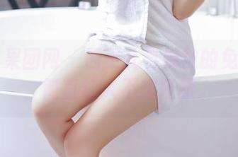 GIRLT果团网 – 通灵儿与棉袜的免费时光,简直让人不想眨眼。