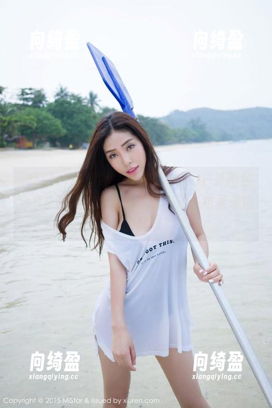 MiStar魅妍社-刘懿萱Yoyo MiStar魅妍社 - 刘懿萱Yoyo户外图包分享:看我在大自然里玩自拍,结果谁也没看到风景?