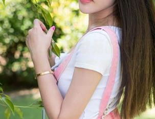 MiStar魅妍社 – 黄歆苑的长腿图包分享,让每个健身房常客都心如死灰。