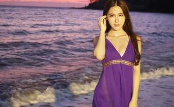 MyGirl美媛馆 – 下载薛琪琪sandy的灰丝作品：让你的屏幕来点不一样的色彩！