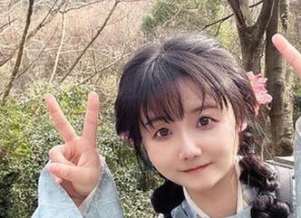 这免费的Sayako＿今年4岁妹妹作品，竟然看得我心里有点小悸动