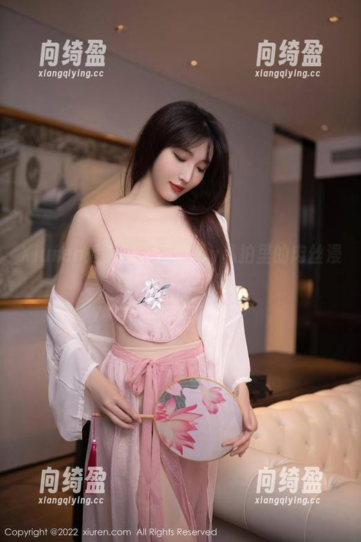 Xiuren秀人网-乔伊joy Xiuren秀人网 - 乔伊joy私拍里的肉丝漫游-超乎你想象!