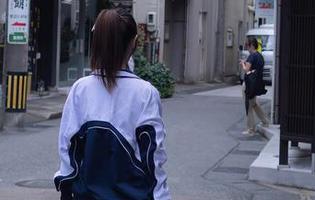 Xiuren秀人网 – 难道唐宁宁就是为了这件连体衣而生?原图让我脑海里飘散起了泡泡!
