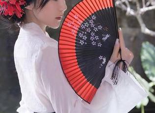 Xiuren秀人网 – 牛仔裤vs白诗雅，这场最新写真对决，好像有点意思呢