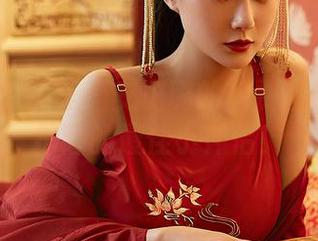 YouMi尤蜜荟 – 安璐璐的免费图包：夜魅探险的最佳小伴侣！