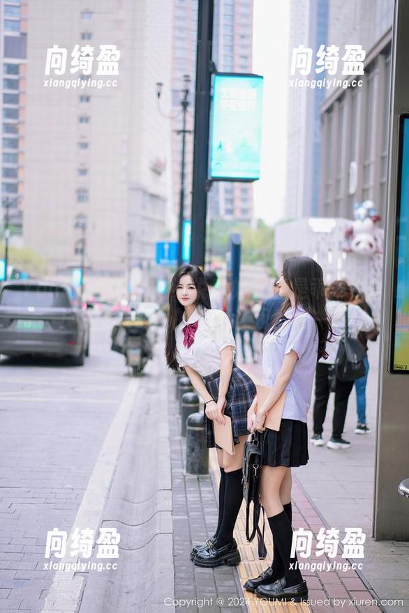 YouMi尤蜜荟-小海臀Rean YouMi尤蜜荟 - 谁说空姐只能是乖乖女?小海臀Rean的写真让我反思一下
