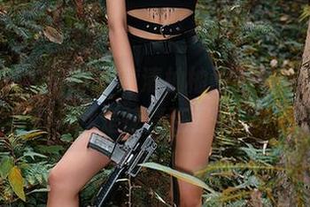 YouMi尤蜜荟 – 高清柚柚酱的妹妹图包，打开就是惊喜还是探险？