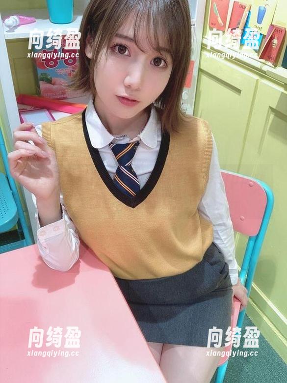 けん研的私拍与MonochromeZipper：你猜拉链要怎么开？