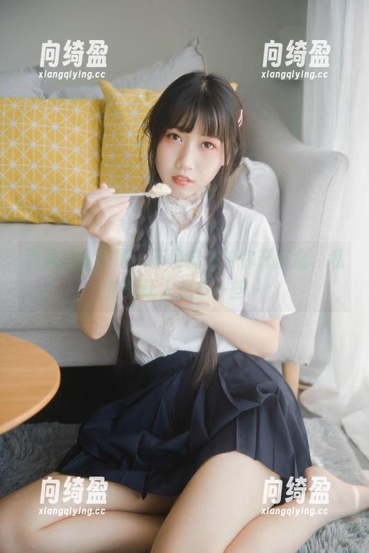 透明的套图吧，不呆猫来给你开盲盒，私拍就让人想多一些～