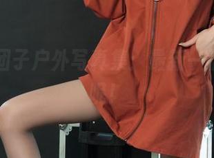 丽柜 – 团子户外写真集:最新一波,看啥呢!