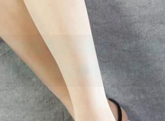 丽柜 – 说好的只是下载图,结果却被宁宁的颜丝美浴迷得失去理智