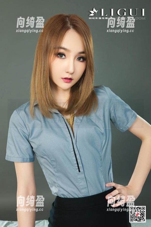 丽柜-然然 丽柜 - 不小心翻到然然的写真,图包里的女神常常让人失神?