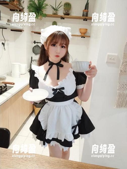 依依超级懒 依依超级懒和服探险记:美图集里的复古风现代纠葛!