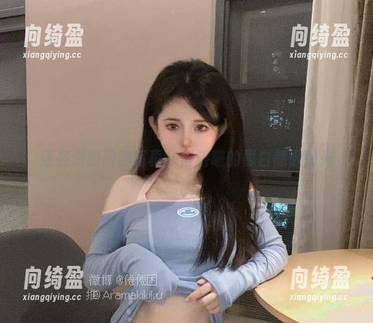 还在追的最新写真：倦倦喵的黑白慵懒时光