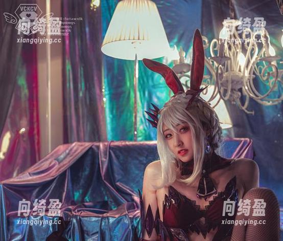 冬马路纱 冬马路纱的新泽西兔女郎,私房中闪耀的不止是兔耳朵?