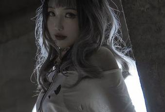 刺青Poi的新作：下载这些美足，谁能抗拒呀？