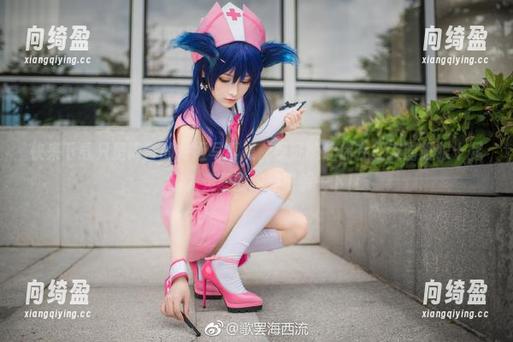 快来下载只是简言的龙姬写真集，保证能让你在朋友圈耀眼十足，别人羡慕的眼神了解一下！