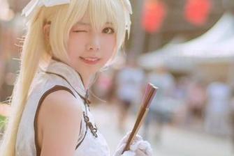 婚纱写真集的每一页都在向小圆子喊话,资源里还藏着什么呢?