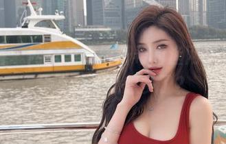 微密圈 – 网盘里的周妍希的渔网袜作品,会不会让我想多了?