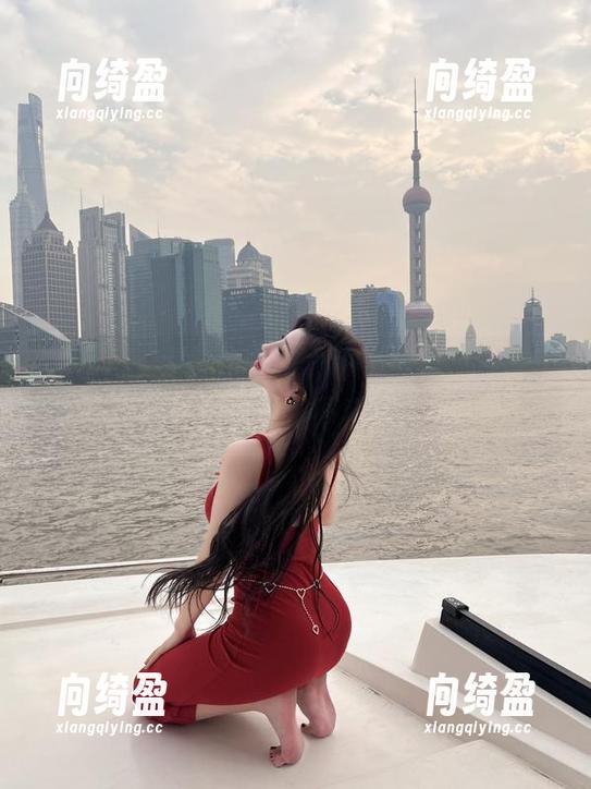 周妍希 微密圈 - 周妍希与连衣裙的互动,图库分享一定有亮点,不容错过哦!
