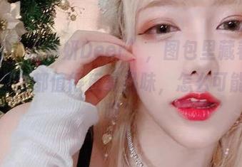 就是这“啾小妍Deer”,图包里藏着的每一张原图都值得反复品味,怎么可能错过呢?