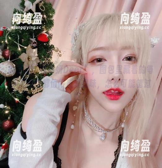 就是这“啾小妍Deer”，图包里藏着的每一张原图都值得反复品味，怎么可能错过呢？