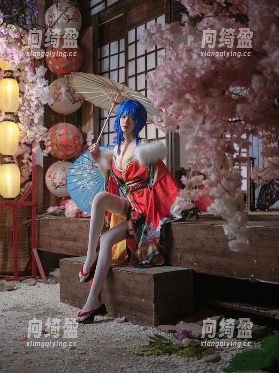 大梨子不是御姐 大梨子不是御姐合集来烘托气氛,夏平玲花贺图果然耐看,似乎有点意思在其中。