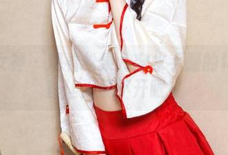 头条女神 – 观看松果儿穿水手服的样子简直让人挪不开眼！