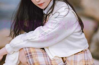 妍子坚不可摧新图包!旗袍也能当流行风向标?