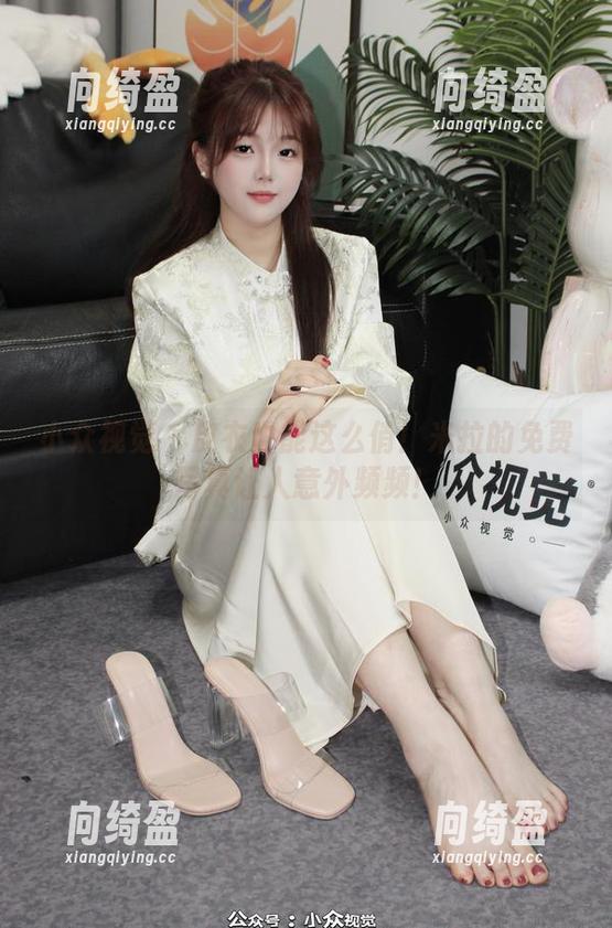 小众视觉-米拉 小众视觉 - 皮衣也能这么俏!米拉的免费写真让人意外频频!