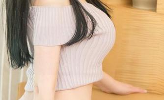 尤果网 – 含含与奶牛的媚态:无圣光的萌感,我是不是过于纠结了?