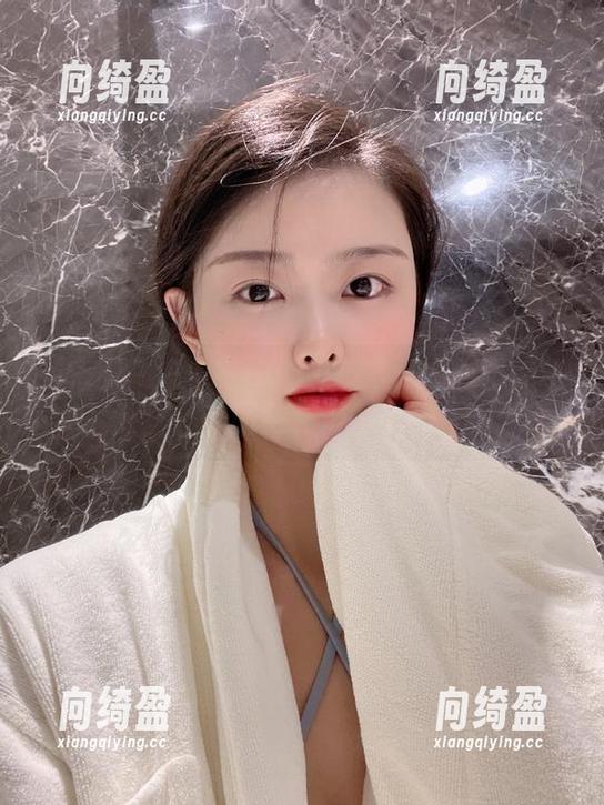 左公子666 微密圈 - 左公子666秀皮衣:原图已然不拘,套图更充满段子味儿