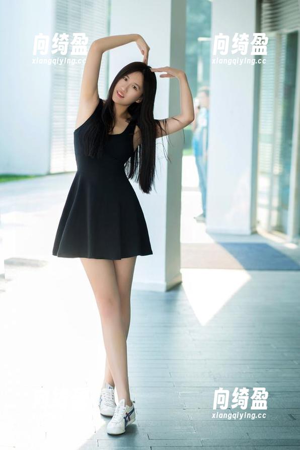 推女郎-Rita 推女郎 - 点进来!Rita的水手服作品,别问为什么,反正是免费的!