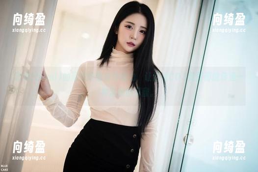 普美(bomi)的温柔好像有种魔力，让这些COS美图都能传递一种隐秘的甜蜜。