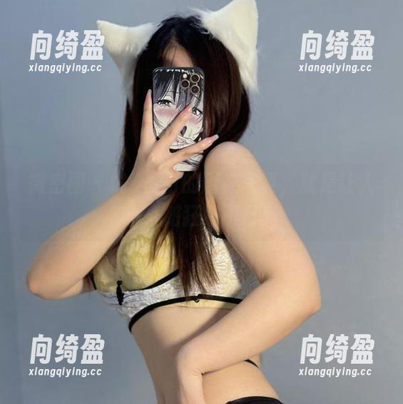 桃沢樱呀 微密圈 - 桃沢樱呀的网袜写真,就是让人小心脏狂跳不已!