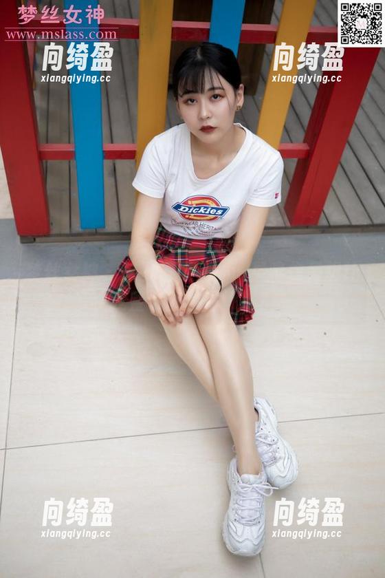 梦丝女神-灵唯 梦丝女神 - 这夏日系列……灵唯你是想让我整个图包怦怦跳?