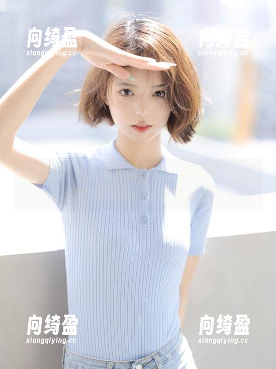 森萝财团 - 免费长腿图片，小樱除了腿，颜值也在额头上写得很清晰！