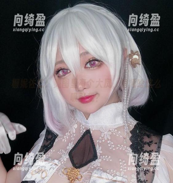 椒妮佐仁 椒妮佐仁:美图里有个大凤,他凭啥这么吸引我?