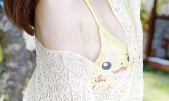 模范学院 – 李颖煊baby的礼服合集——是我眼花了,还是看她真有那么出挑?