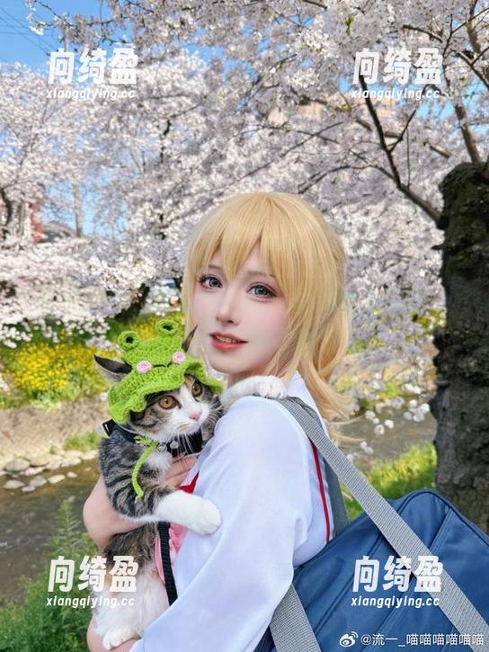 流一_喵喵喵喵喵喵 带着流一_喵喵喵喵喵喵的连体衣图册,看我如何优雅“翻滚”
