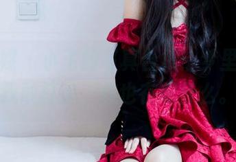 物恋传媒 – 小飞的写真合集：梦里繁花，我敢打赌，你也在想什么。