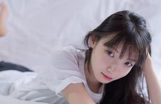 祖木子年度写真:在天台上追逐风的游戏