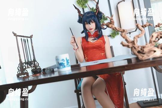 沉浸式体验：神乐坂真东在校服里的私拍图包
