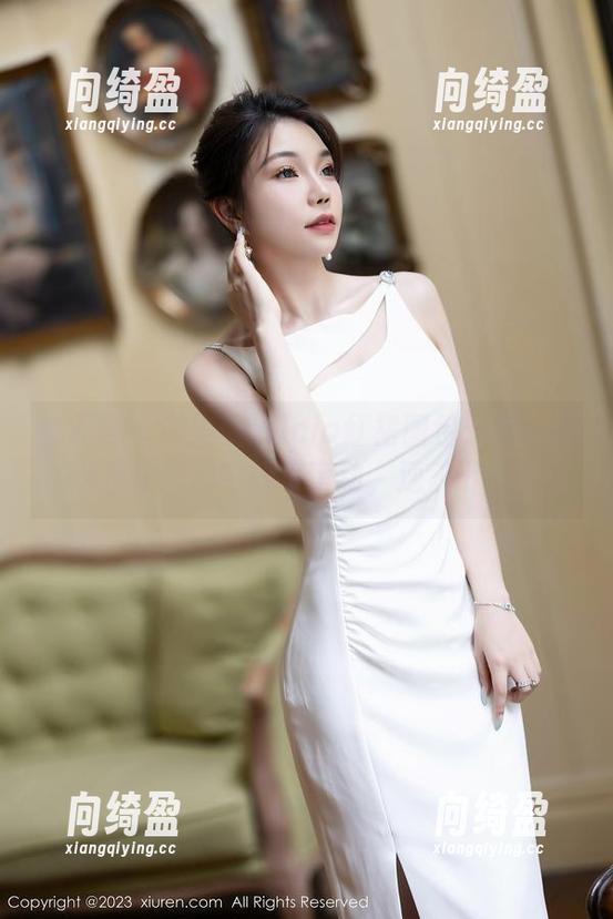 秀人网-周美美alicia 秀人网 - 周美美alicia红裙图包:每一张都是你我心中的小窜动,速来下载!