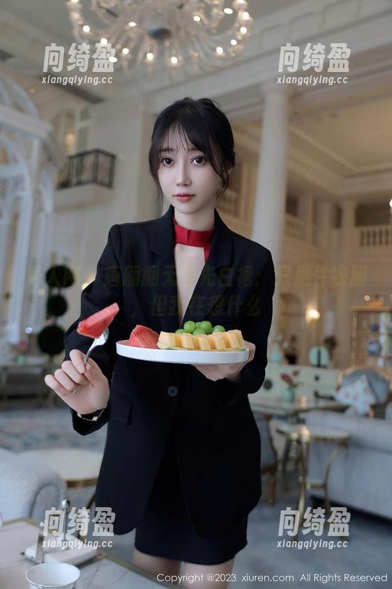 秀人网 - 唐翩翩无圣光白裙：只是件衣服，但我在想什么