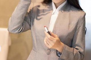 秀人网 – 这女仆装，徐莉芝Botty你是怎么做到的，反正高清原图是个惊喜！