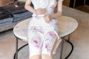 秀人网 – 白丝合集里的白芷yy,真心亮瞎我的眼,咋就这么可爱呢!