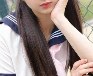 稚乖画册 – 白色的赤西夜夜:这是一场精彩的视觉作品集。